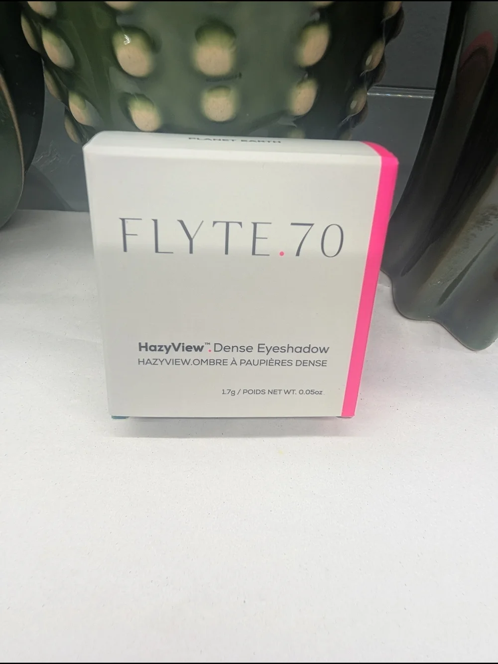 FLYTE.70 HazyView Dense Eyeshadow - Color Is 
